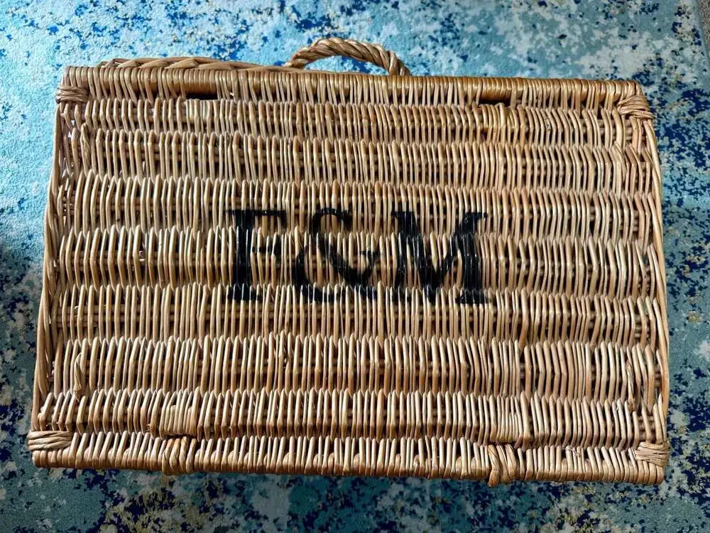Fortnum & Mason Medium Wicker Hamper Picnic Basket (missing straps)
